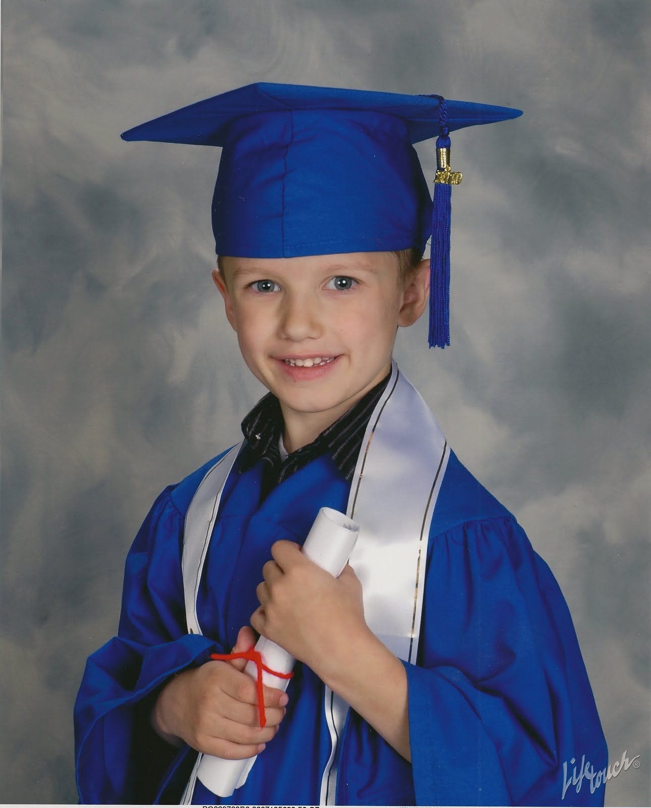 What To Wear To Kindergarten Graduation Uvhon