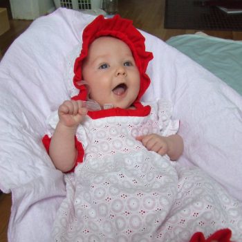 red-and-white-baby-dress-always-in-vogue-2017_1.jpg