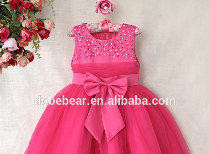 dress-1-year-baby-girl-how-to-get-attention_1.jpg