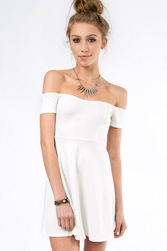 White Eyelet Off The Shoulder Dress : Trends For Fall